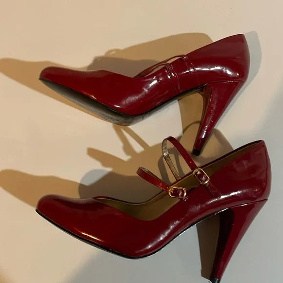Steven By Steve Madden Shoes Nwd 85 Dark Red Burgundy Patent